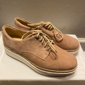 Clarks Women’s Oxford Shoes